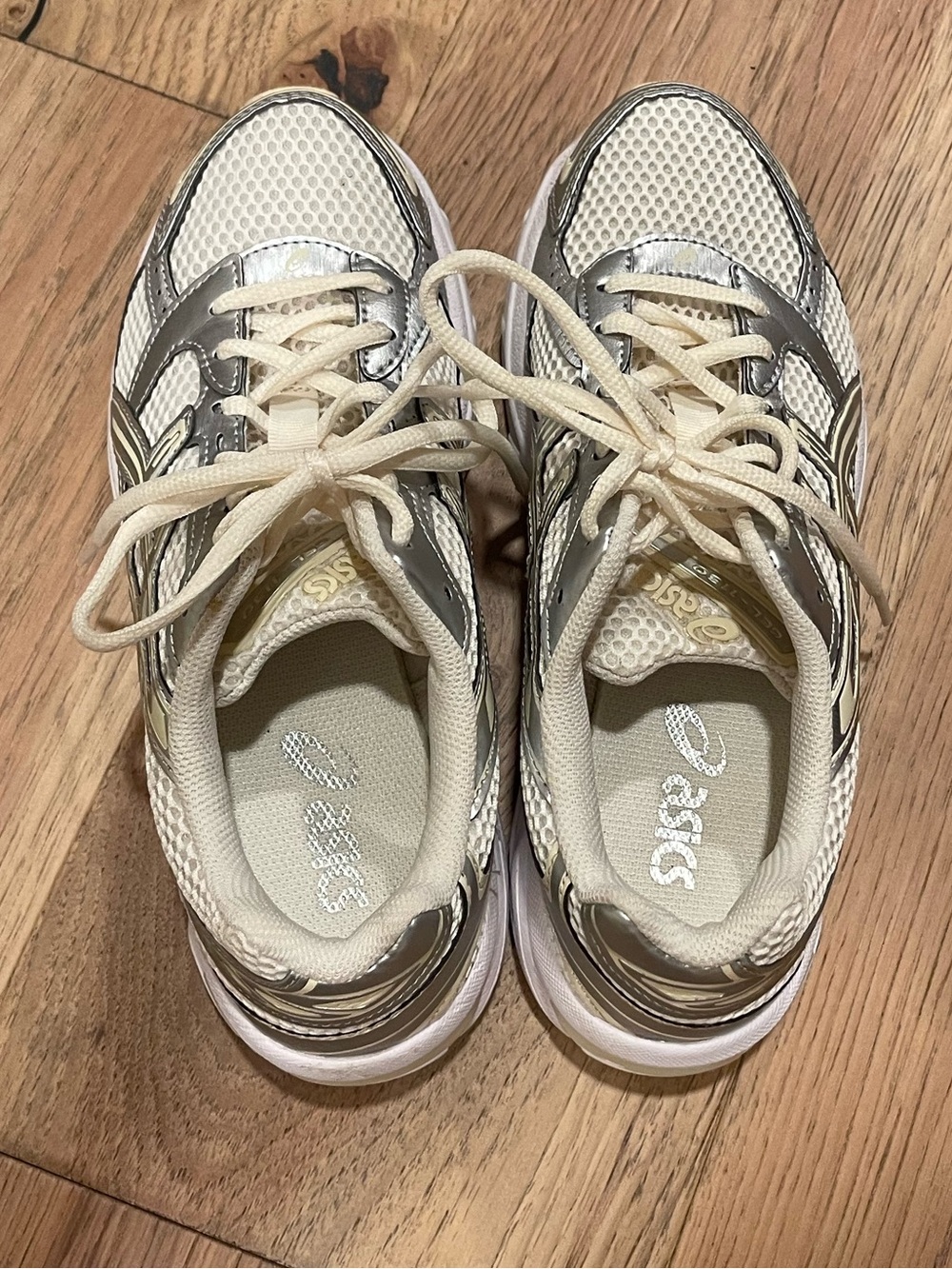 Asics Gel 1130 Silver & White Mesh Athletic Sneakers - Picture 4 of 5
